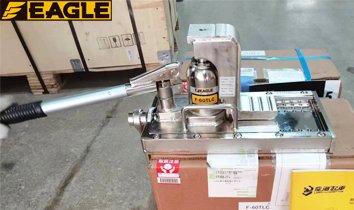 鷹牌無塵室帶滑臺爪式千斤頂實物圖 鷹牌無塵室帶滑臺爪式千斤頂實物圖